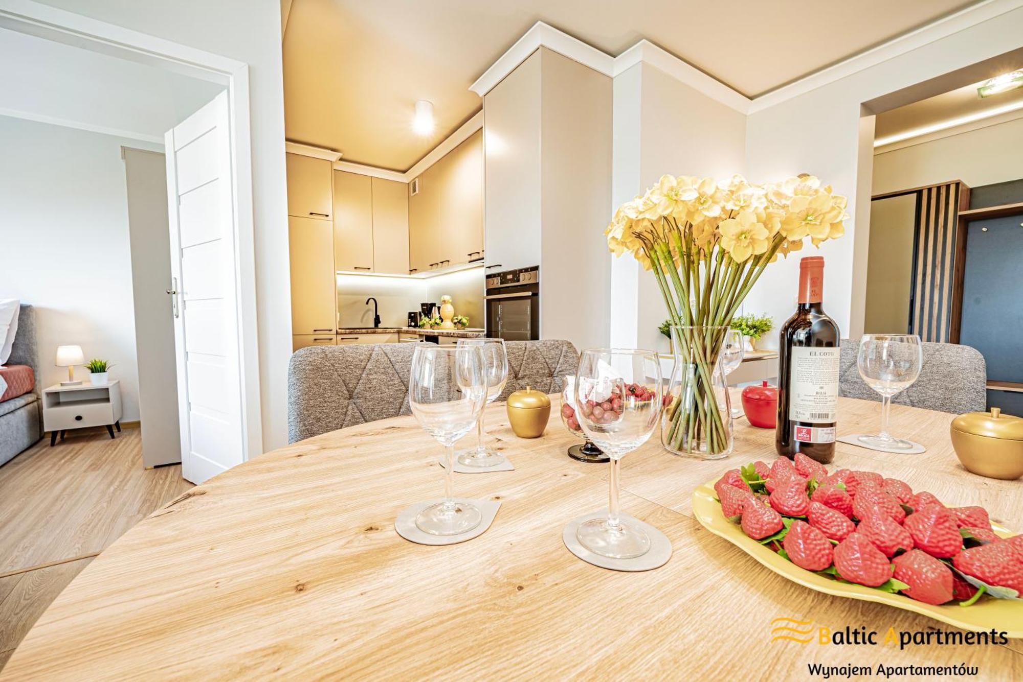 Baltic Apartments - Apartamenty Baltyk Bay View 슈비노우이스쳬 외부 사진